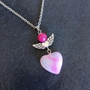 Beautiful pink agate heart angel wings pendant on 20" silver necklace new
